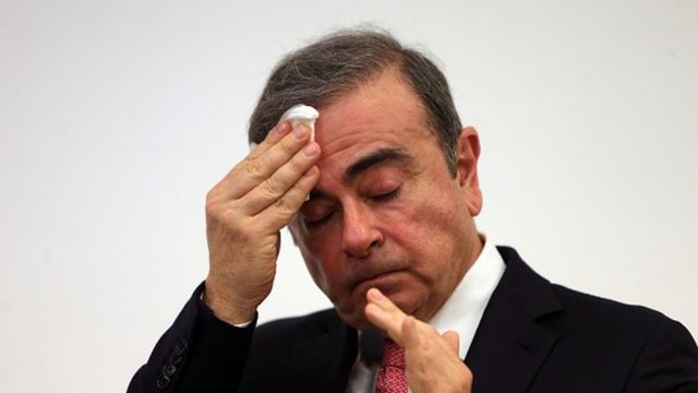 La chute de Carlos Ghosn de Nissan : les révélations d'un avocat - BBC News  Afrique