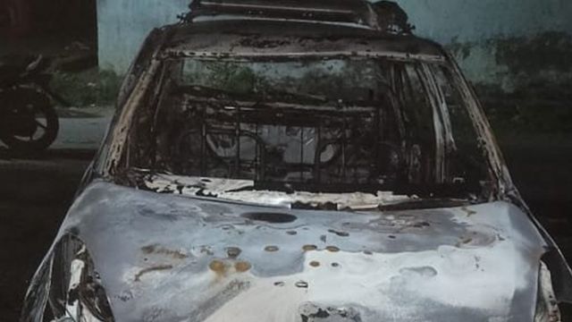 பெட்ரோல் குண்டு