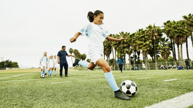 More Than Half Of Girls Aged 12 16 Don T Play Any Sports Cbbc Newsround