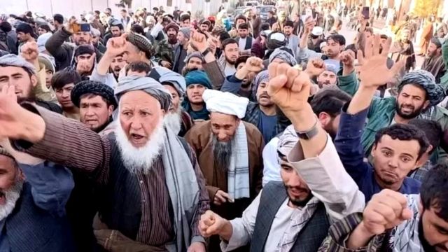 اعتراضات گسترده در ولایت فاریاب در پی بازداشت مخدوم عالم از رهبران طالبان ازبک، ژانویه ۲۰۲۲