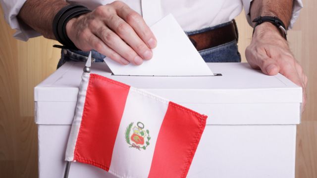 18 candidatos se disputan la presidencia en Perú