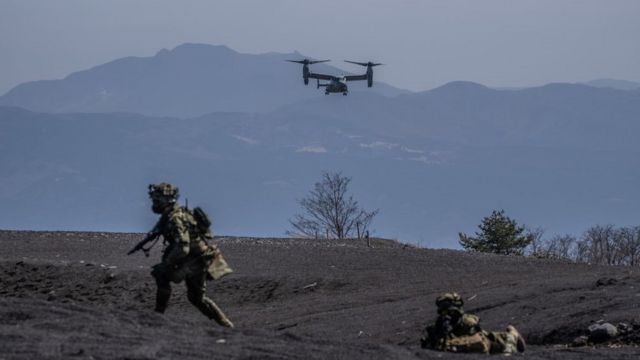 La aeronave militar polivalente Osprey del Cuerpo de Marines en unas maniobras conjuntas con Japón en Gotemba