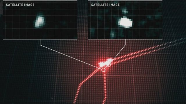 Dos barcos rusos fueron vistos en esta foto satelital en el lugar de la explosión tres meses antes de las explosiones.