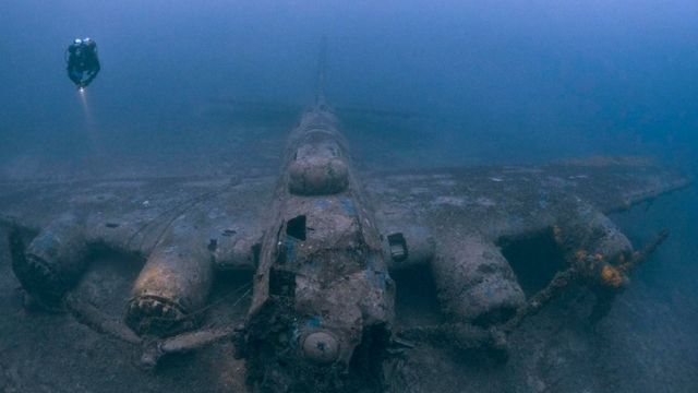 如何拍摄海底沉船和飞机那些惊艳的照片 c 英伦网