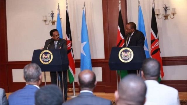 Sannad ka hor, bishii November 2019, waxay labada madaxweyne ka heshiiyeen arrimo ay ka mid ahay duullimaadyada tooska ah ee Muqdisho iyo Nairobi.
