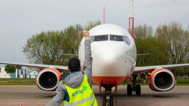 Літак в Борисполі
