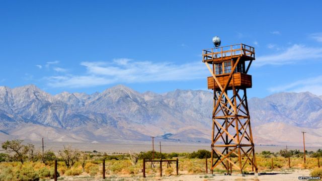 Torre de vigilância em Manzanar