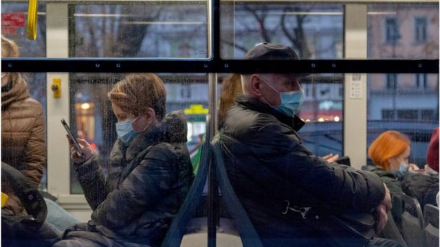 Через подорожчання пального більше став коштувати і проїзд у транспорті