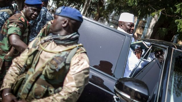 Le président sortant de Gambie, Yahya Jammeh, après avoir voté le 1er décembre à Banjul