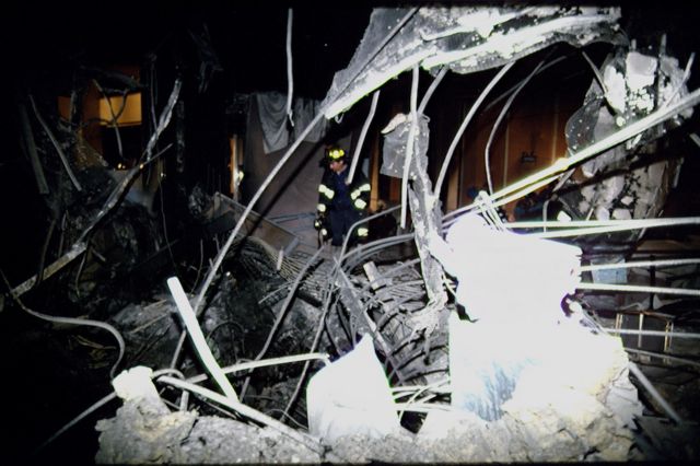 1993년 WTC 폭탄 테러로 6명의 사망자와 1000명 이상의 부상자가 발생했다