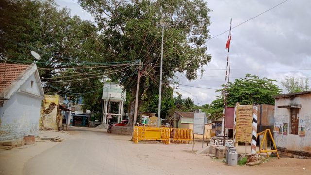 குடிசைக்கு தீ வைக்கப்பட்டது
