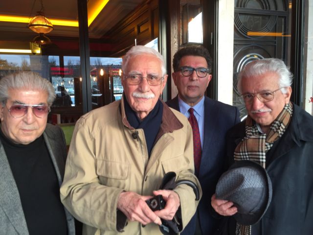 دیدار آخر؛ از راست:‌ احمد احرار، مسعود بهنود، ایرج پزشکزاد و ایرج مجلل در پاریس. عکس از محمدرضا شاهید