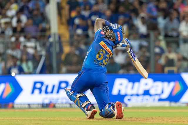 மும்பை இந்தியன்ஸ் வெற்றி