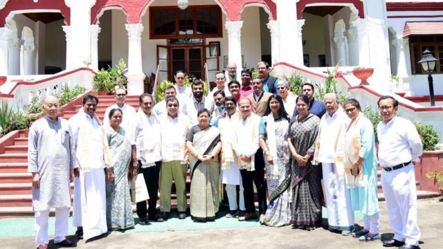 மணிப்பூர் சென்று திரும்பிய தமிழக எம்.பிக்கள்.