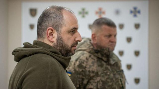 Министр обороны Рустем Умеров и главнокомандующий ВСУ Валерий Залужный