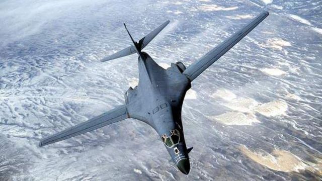 அமெரிக்க விமானம்