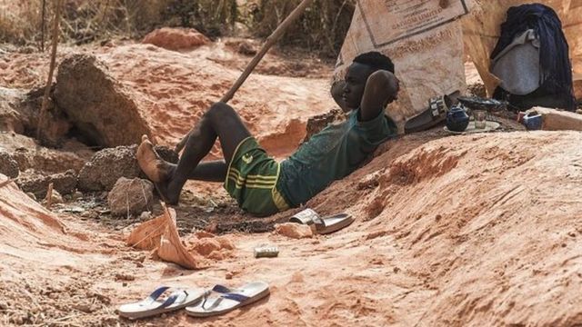 A l'origine du drame une violente dispute entre les agents de douane et des orpailleurs