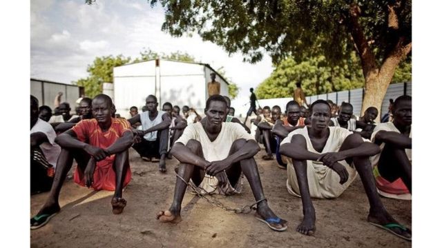 Fursunoni a kasar Gambia