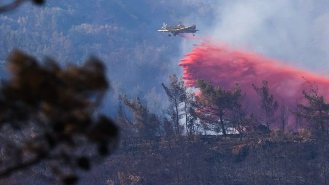 Marmaris yangını neden söndürülemiyor? - BBC News Türkçe