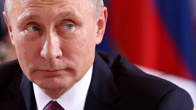 Por qué cada vez más políticos de Occidente se sienten atraídos hacia Vladimir Putin? - BBC News Mundo