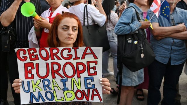 Участница акции в поддержу европейской интеграйии Грузии