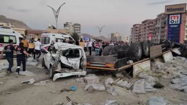 Mardin'deki kazada 20 kişi hayatını kaybetti