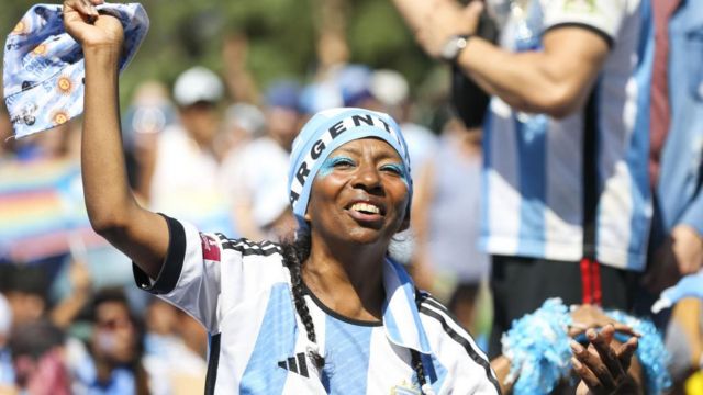 அர்ஜென்டினாவை இறுதிச்சுற்றுக்குள் இட்டுச்சென்ற மெஸ்ஸி, ஆல்வாரெஸின் மேஜிக் கோல்கள்