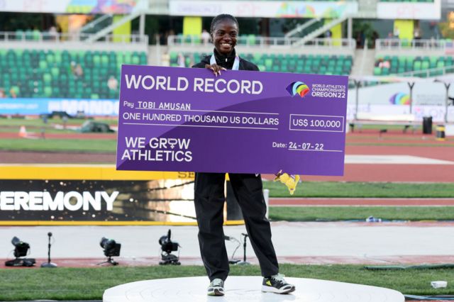 Oluwatobiloba Amusan Nigerian Hurdler: How Tobi Amusan Break World ...