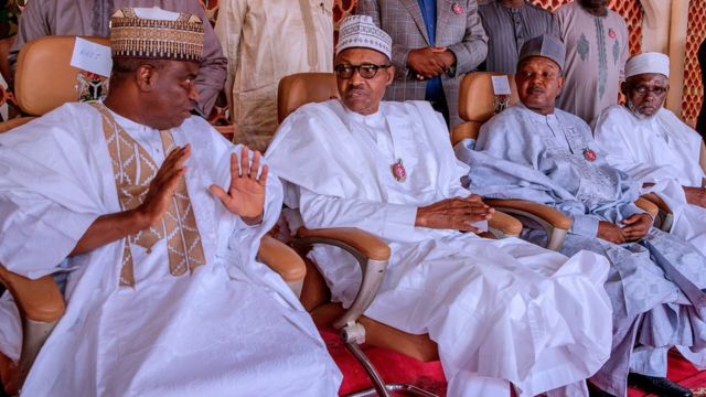 Gwamnan Sokoto tare da Buhari a wajen ta'aziyar Alhaji Shehu Shagari