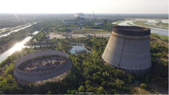 Số người bị tiêu diệt và bị bệnh bởi phóng xạ trừng trị đi ra kể từ Chernobyl sau vụ tai nạn thương tâm vẫn là một trong những chủ thể tạo nên giành cãi.