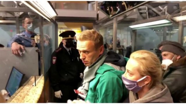 Navalny en el momento de su detención.