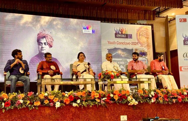 மீனாட்சி லேகி சர்ச்சை