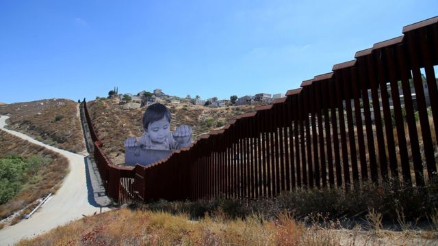 Estados Unidos empieza la construcción de ocho prototipos del muro que  Donald Trump quiere levantar en la frontera con México - BBC News Mundo