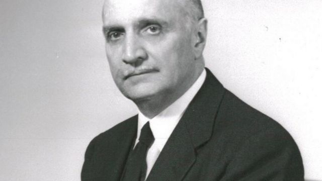 لوی هندرسون سفیر وقت آمریکا در تهران