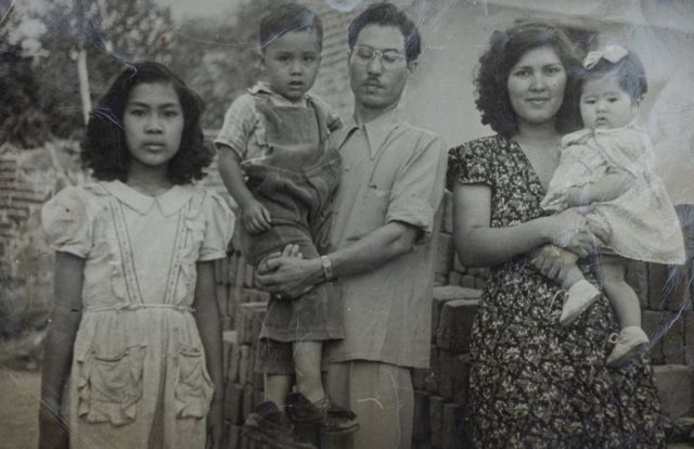 Seiki Hiromoto e família