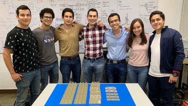 Estudiantes y profesores de la Universidad del Valle que participan en el proyecto