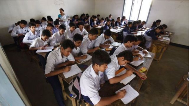 విద్యార్థులు