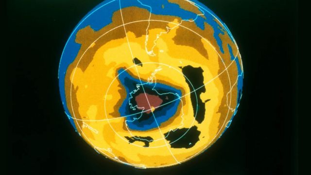 南极上空的臭氧空洞
