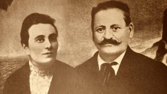 أليساندرو وروزا موسوليني والدا الديكتاتور بينيتو موسوليني