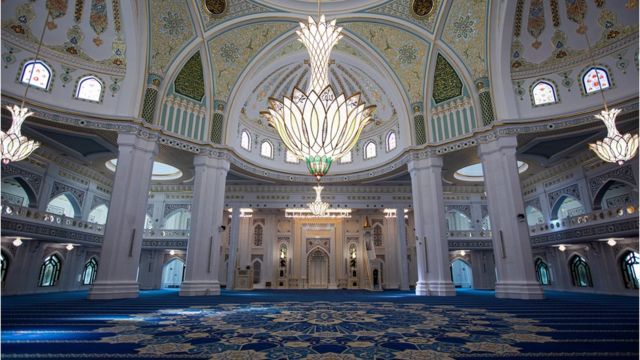 Стоковые фотографии по запросу Внутри мечети