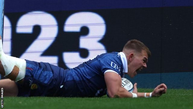 London Irish 12-31 Exeter Chiefs - Sam Simmonds sets try-scoring record -  BBC Sport