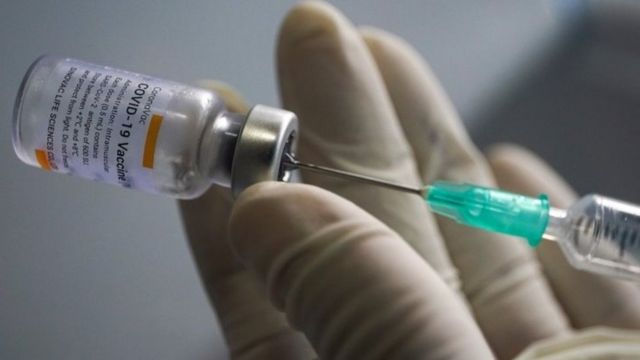 โควิด-19: สธ. ชี้ วัคซีนซิโนแวค “ได้มาตรฐานทั้งประสิทธิภาพ-คุณภาพ”  หลังจีนยอมรับอัตราป้องกันเชื้อโควิดต่ำ - BBC News ไทย