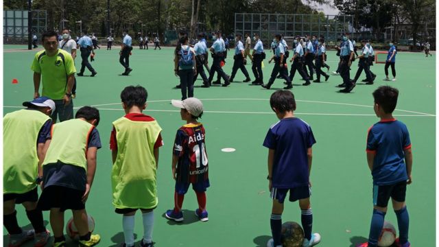 The police blocked Victoria Park and cancelled some ball training classes that were originally scheduled to be held.