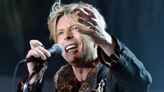 Дэвид Боуи узнал о смертельном диагнозе за 3 месяца до смерти - BBC ...