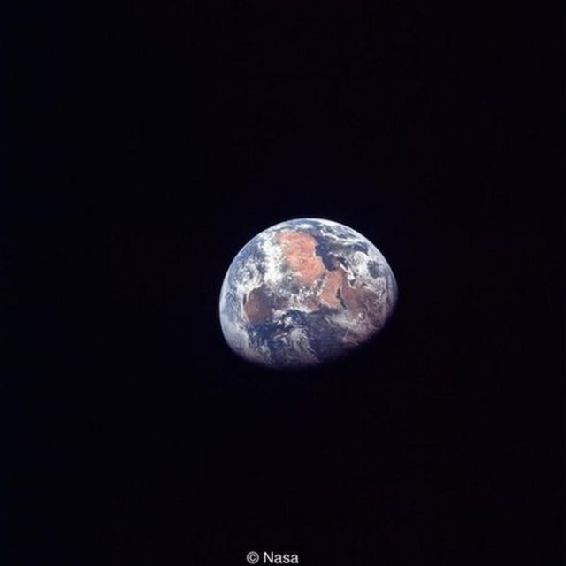 Bulan Foto Foto Terindah Dari Misi Apollo 11 Yang Kirim Manusia Ke Bulan Bbc News Indonesia