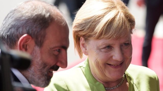 Ermənistan prezidenti Nikol Paşinyan və Almaniya kansleri Angela Merkel cümə günü Yerevanda görüşərkən