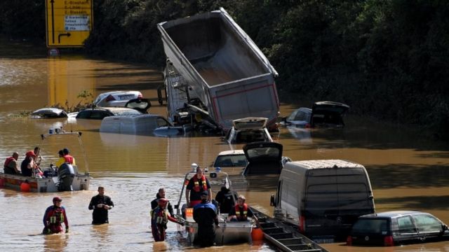 ドイツやベルギーの洪水 水位下がり片付け始まる 死者170人に cニュース ドイツやベルギーの洪水 水位下がり片付け始まる 死者170人に cニュース