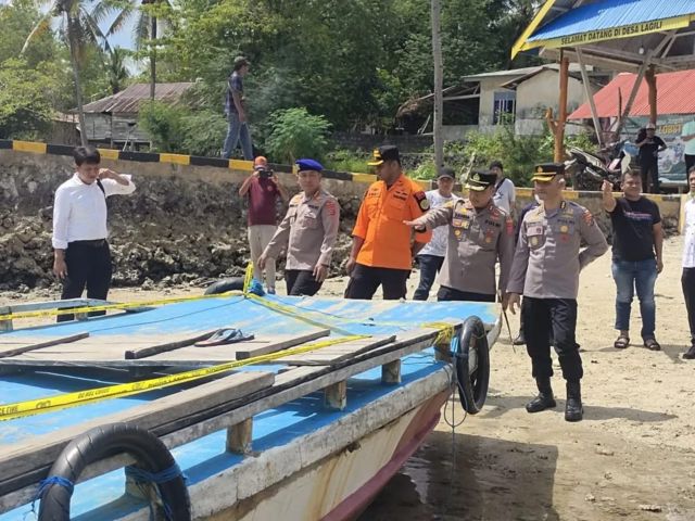 Kapal Tenggelam Di Buton Tengah Sultra Tewaskan 15 Orang, 'Bukti ...