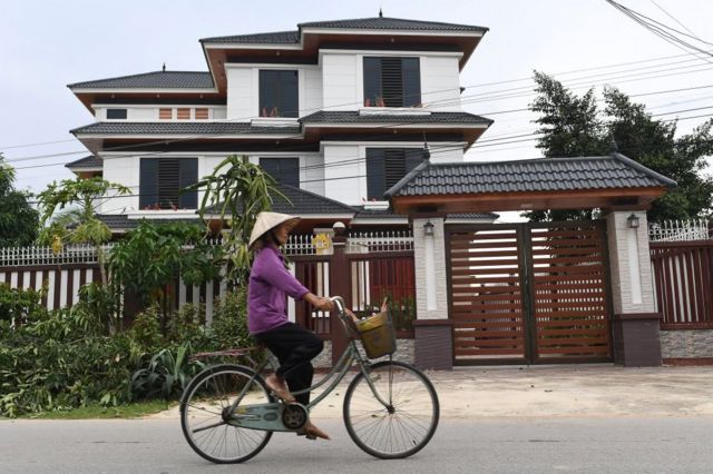 Nghệ An 'xây thác chín tầng' trị giá 1.625 tỷ VND ở Nam Đàn _119895611_gettyimages-1229019398