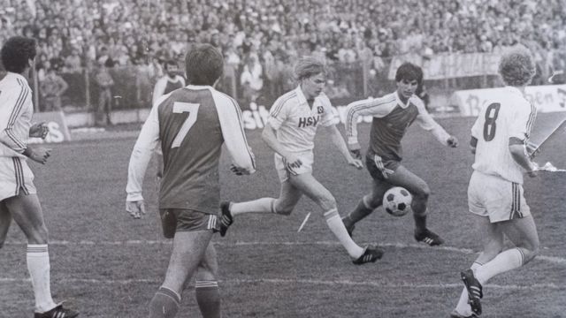 FK Radnički Niš players: Dejan Petković, Dragan Stojković, Siniša